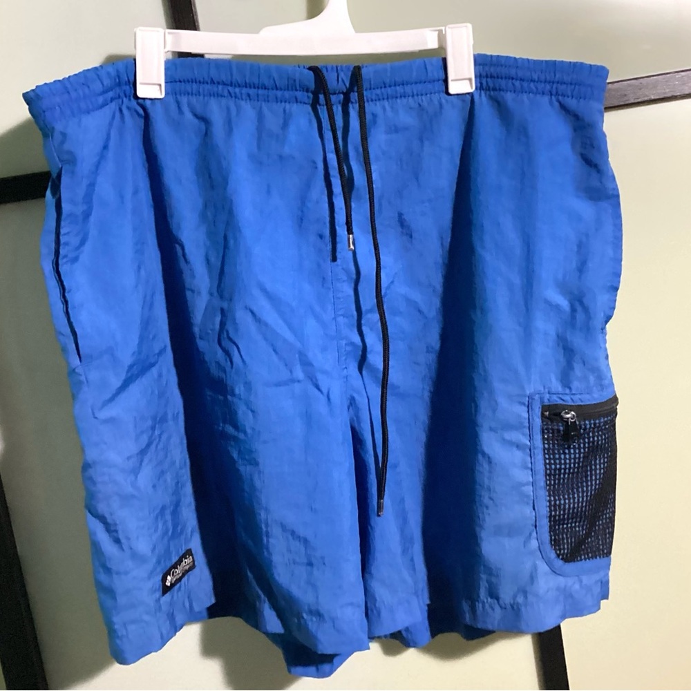 Columbia Sportswear packable short pants. M